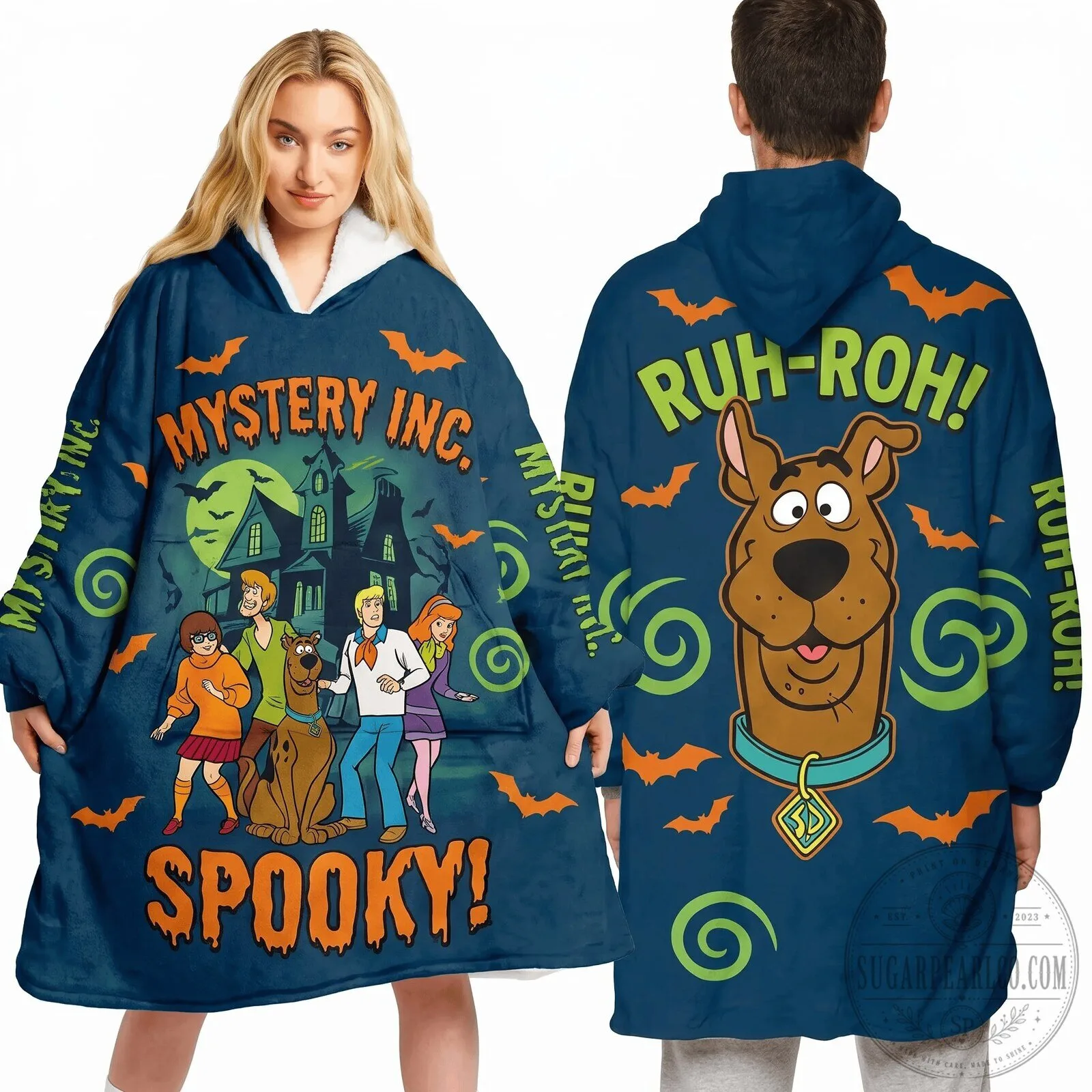Scooby-Doo Mystery Inc. Spooky Oversized Wearable Blanket Hoodie 5 Scooby-Doo Mystery Inc. Spooky Oversized Wearable Blanket Hoodie
