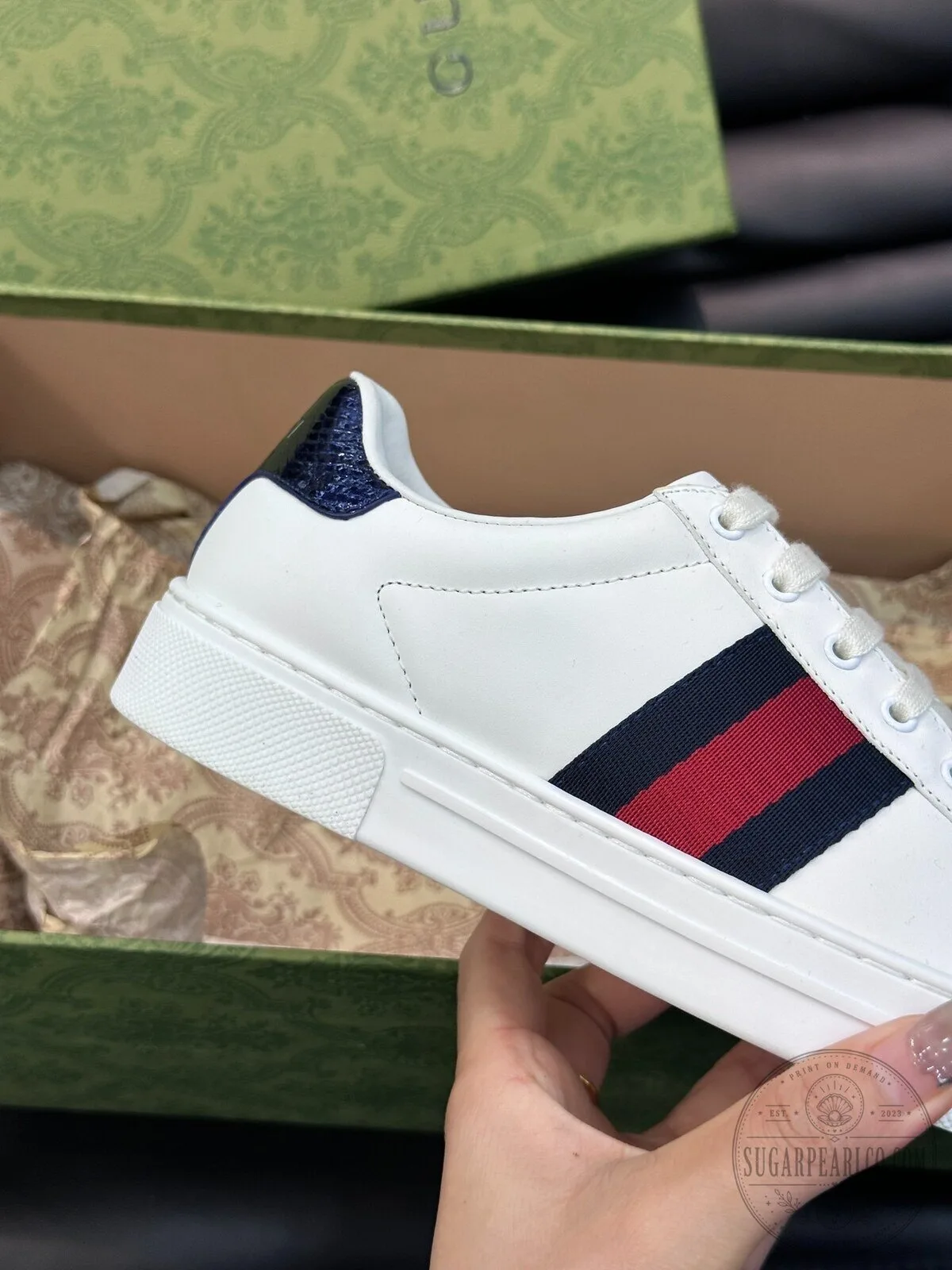 Gucci Ace Embroidered Bee White Leather Sneakers 9 Gucci Ace Embroidered Bee White Leather Sneakers